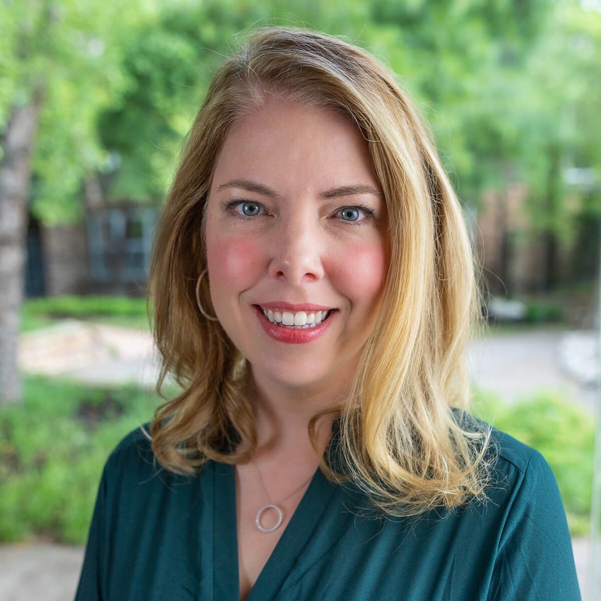 Lisa Gould